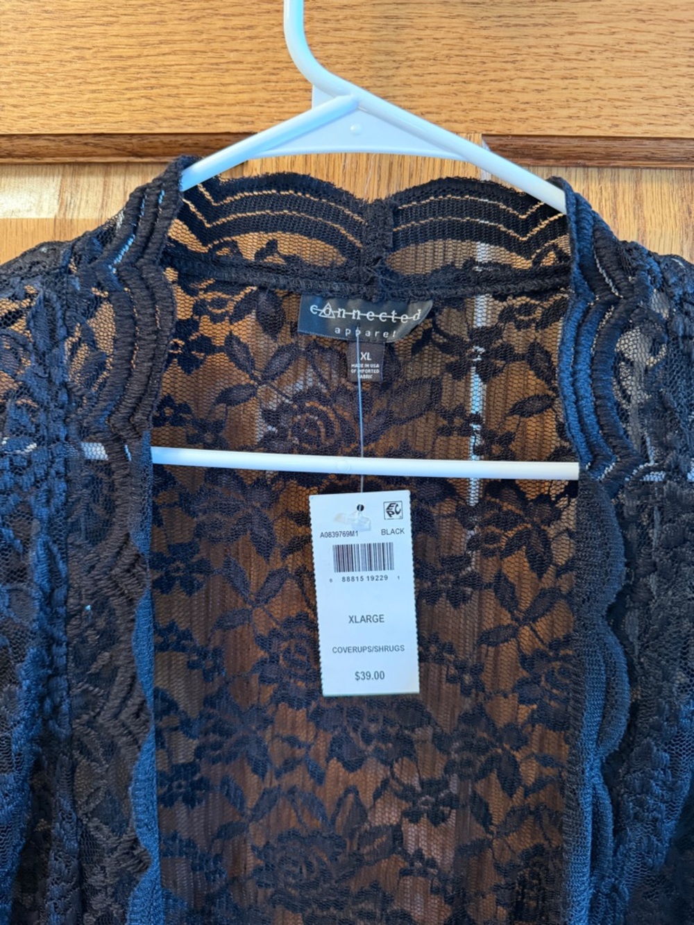 connected NWT XL Apparel Black Floral Lace Open Shrug - Picture 2 of 5